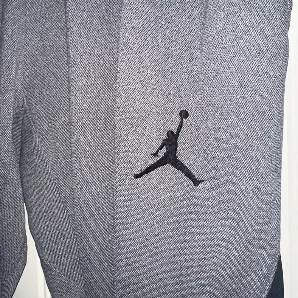 Jordan Brand Gray Dri-FIT Track Pants | Men’s Size Medium | Athletic Joggers